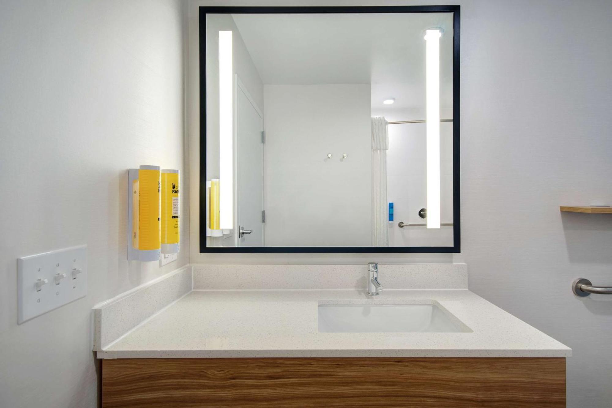 Tru By Hilton Wake Forest Raleigh North Экстерьер фото